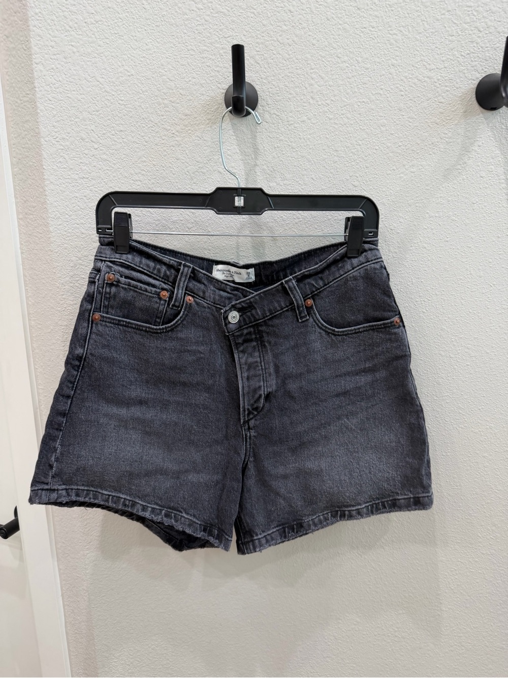 Abercrombie Dad Short High Rise - Black